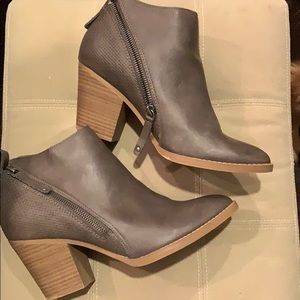 Brand new Dolce Vita gray booties